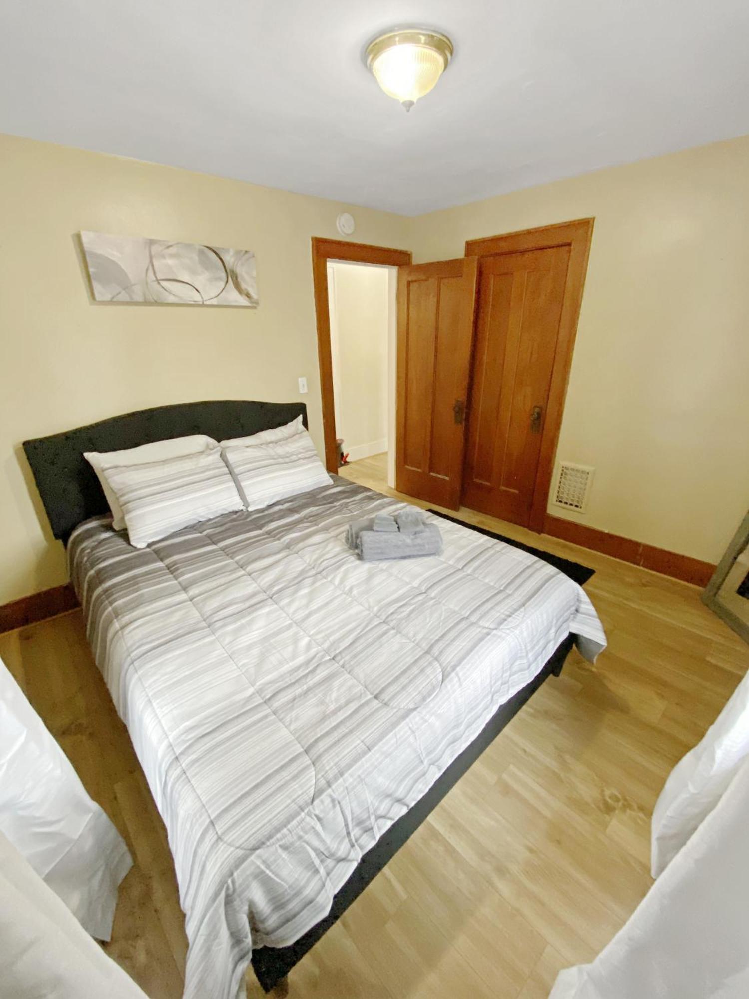 Lux 3Br, Steps From Airport, U Of R & Grocery Stores Рочестер Экстерьер фото