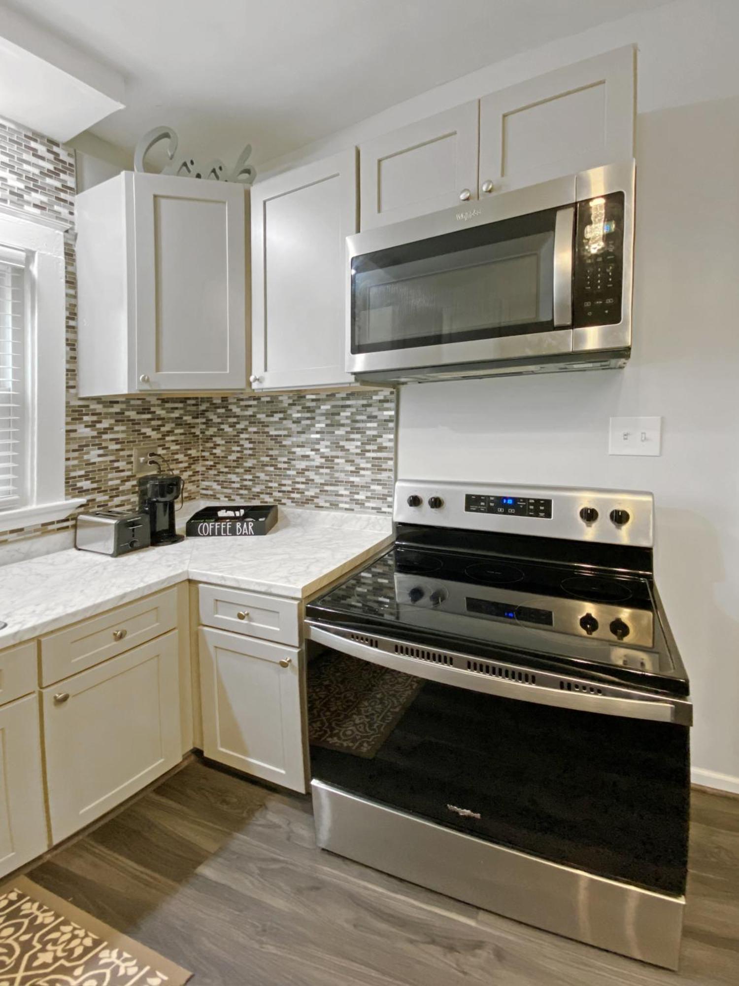 Lux 3Br, Steps From Airport, U Of R & Grocery Stores Рочестер Экстерьер фото